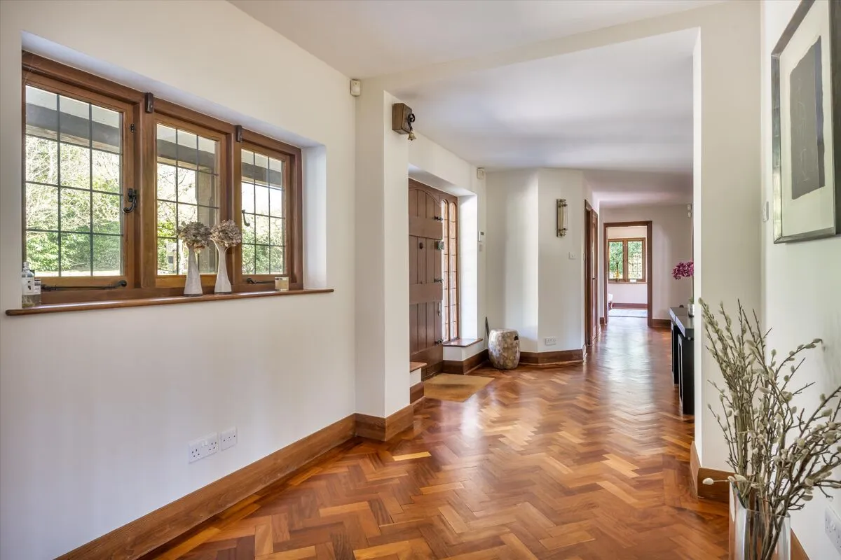 Sutton Place, Abinger Hammer, RH5, photo 7