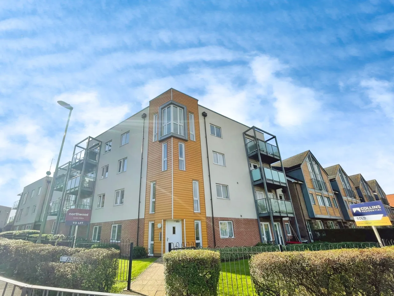 2 bed flat for sale — John Hunt Drive, Basingstoke, Basingstoke, RG24 9TX