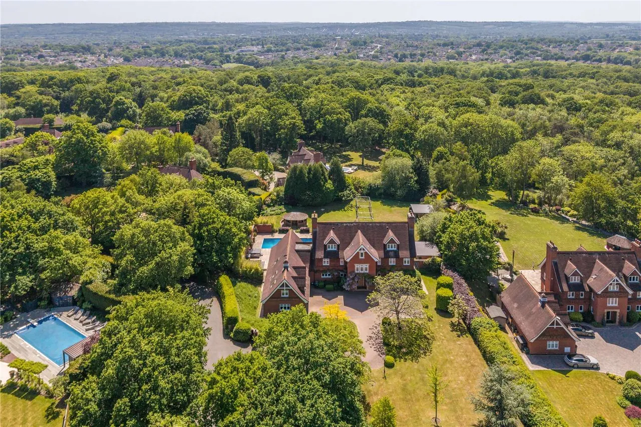 Springwood Park, Tonbridge, Kent, TN11 9LZ, photo 6