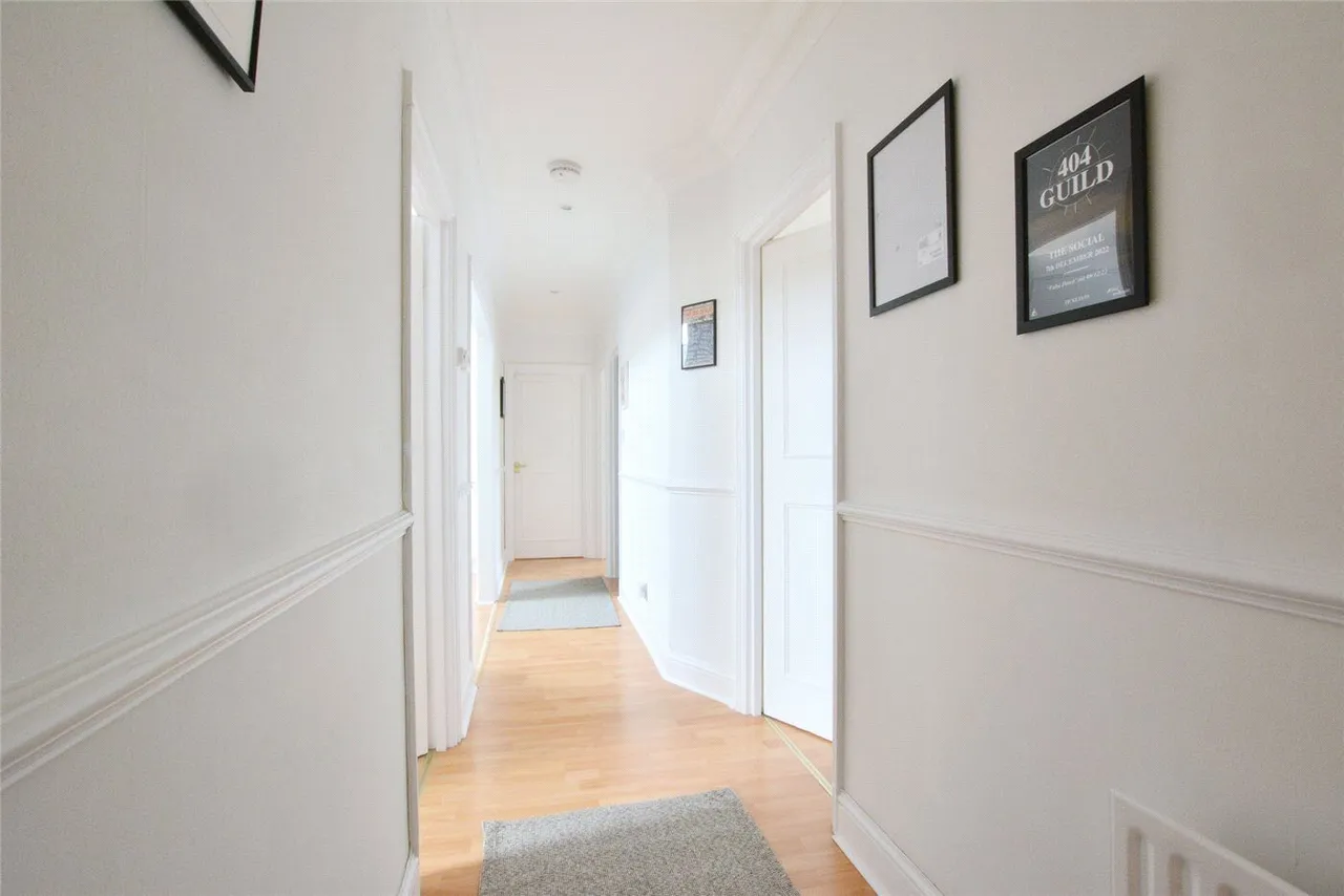 Gilbert Close, SE18, photo 4
