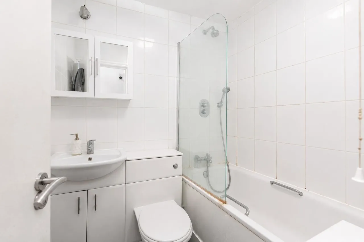 Torriano Avenue Kentish Town, London NW5 2SG, photo 5