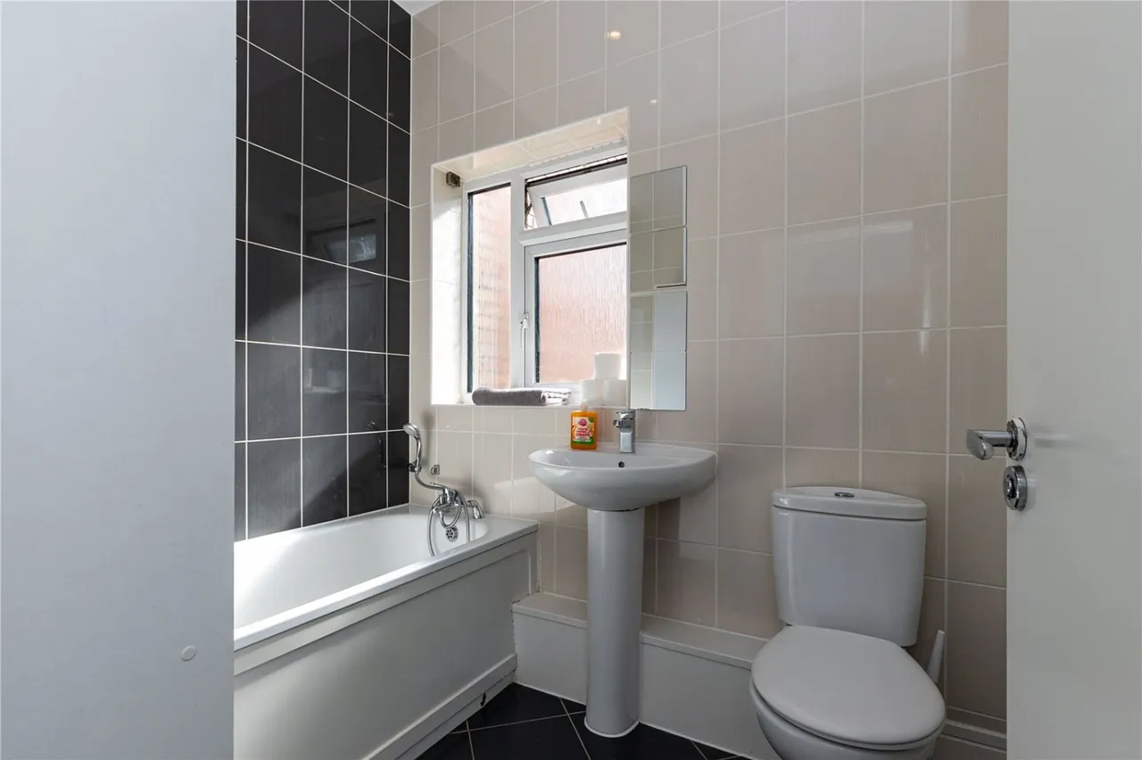 Kiln View, Stoke-on-Trent, ST1, photo 12