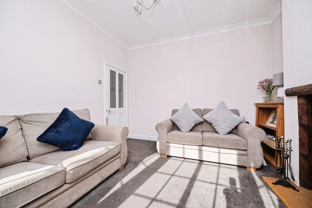 Stanway Road, West Bromwich, B71, photo 4