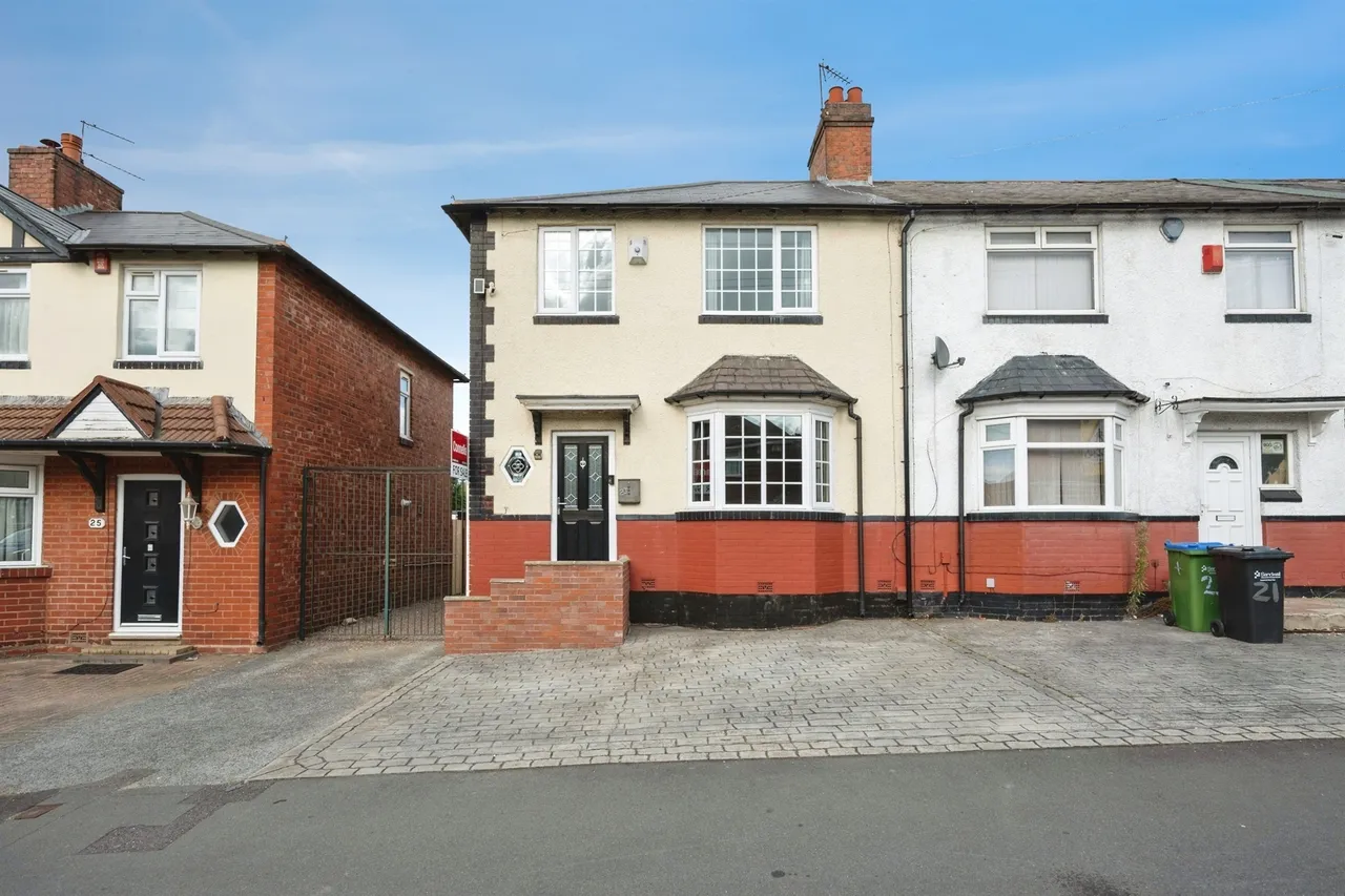 3 bed house for sale, Stanway Road, West Bromwich, B71