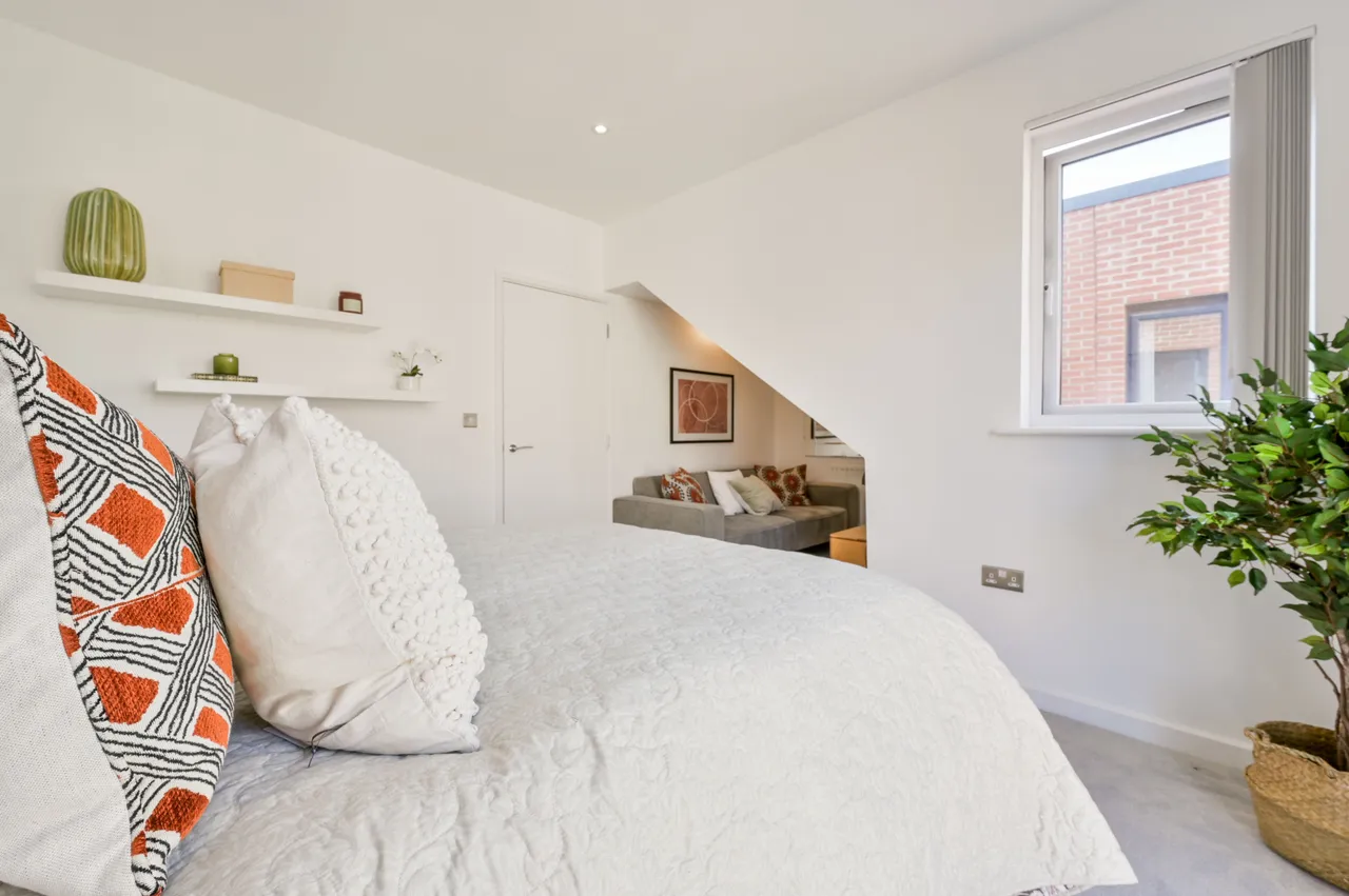 39 Reynard Way, Brentford, photo 10