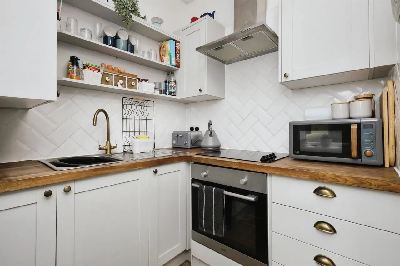 The Avenue, Eastbourne, BN21, photo 3