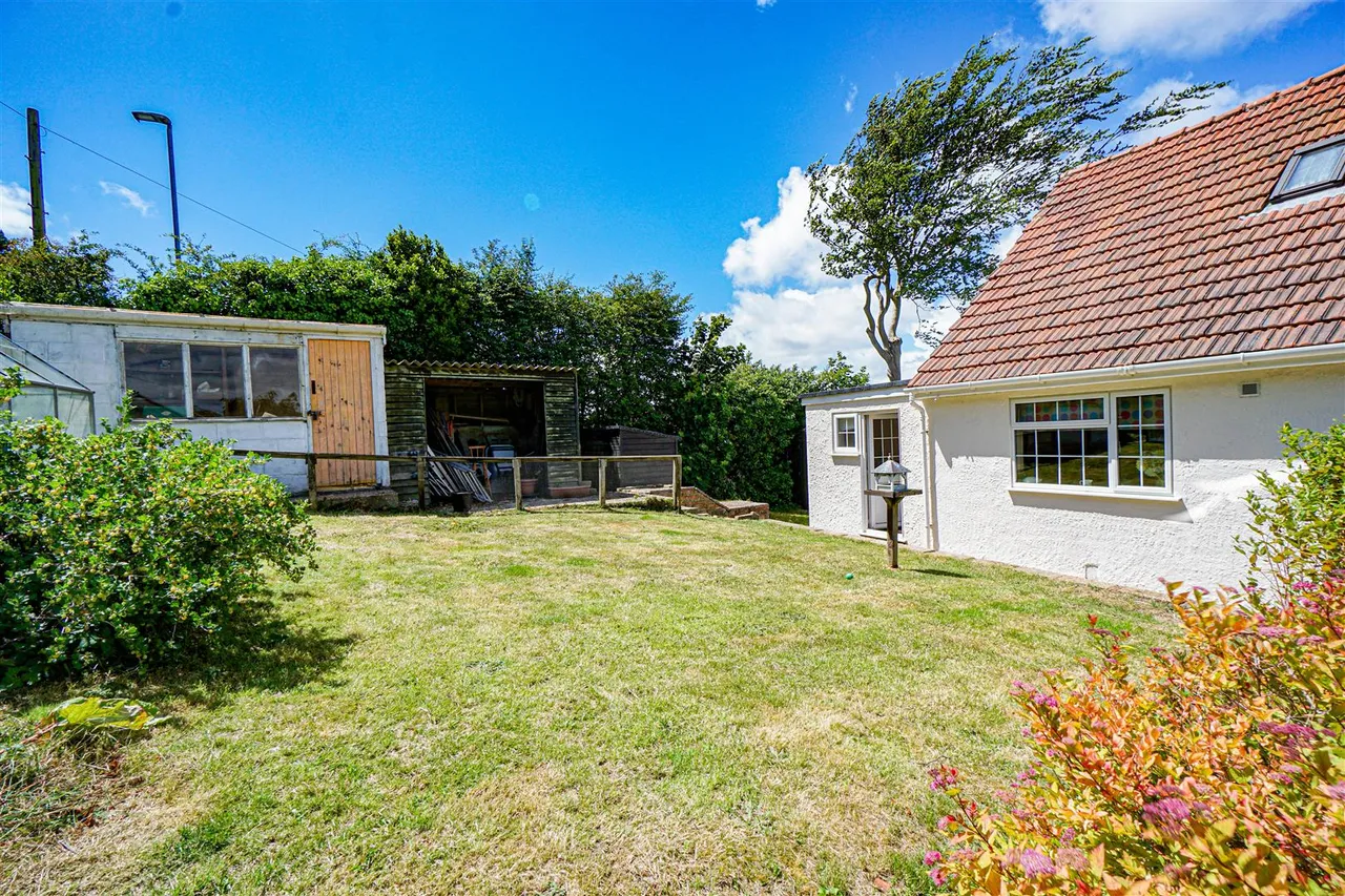 Winchelsea Lane, Hastings, photo 24