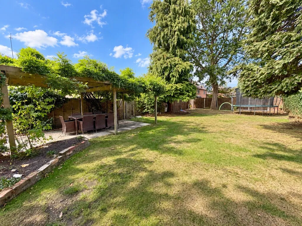 Finchampstead, Wokingham, photo 25