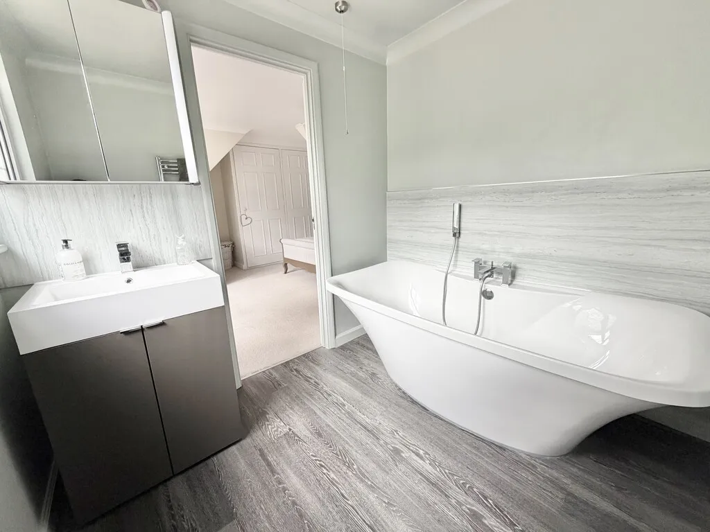 Finchampstead, Wokingham, photo 17