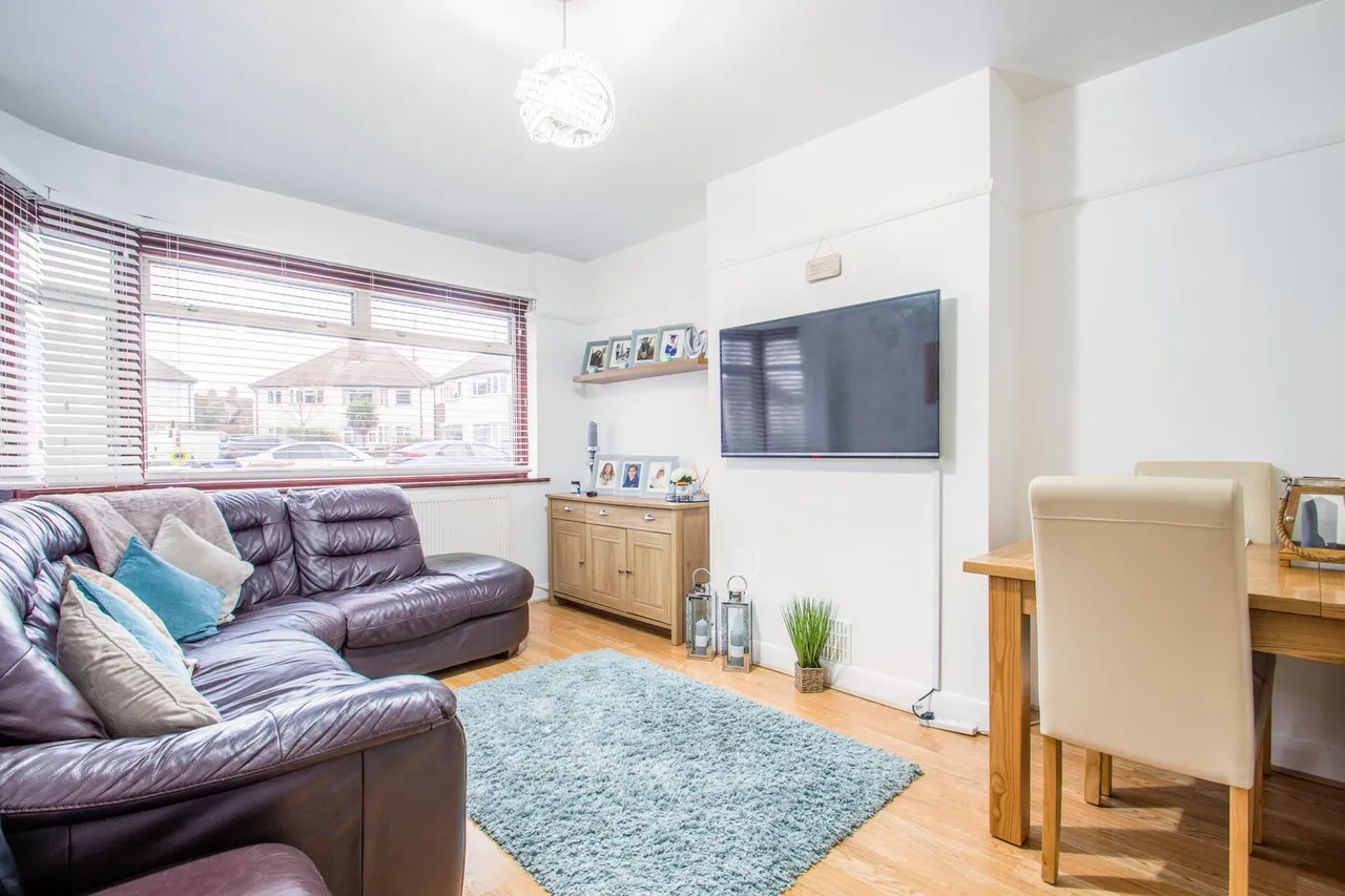 Russell Close, Bexleyheath, Kent, DA7, photo 2