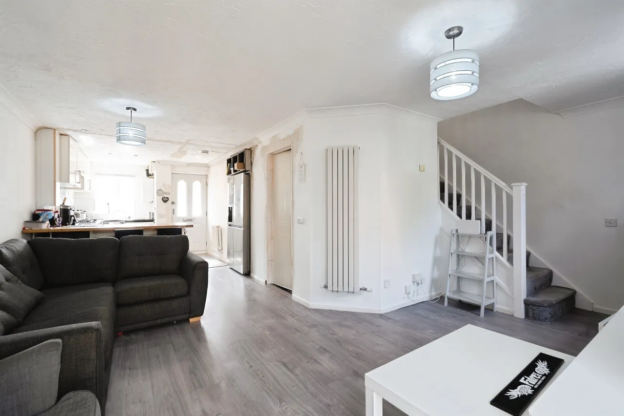 Chambers Avenue, Amesbury, SP4, photo 3