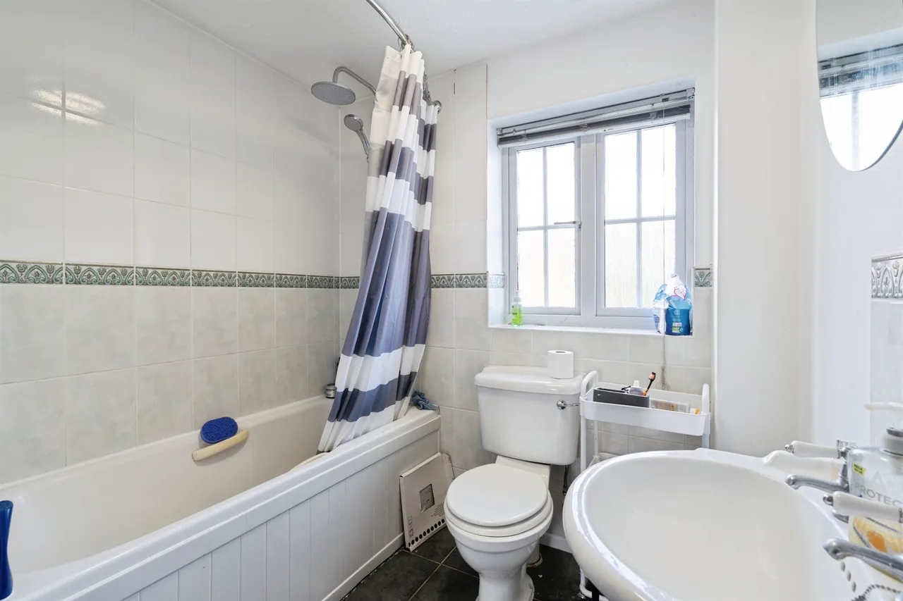 Chambers Avenue, Amesbury, SP4, photo 12