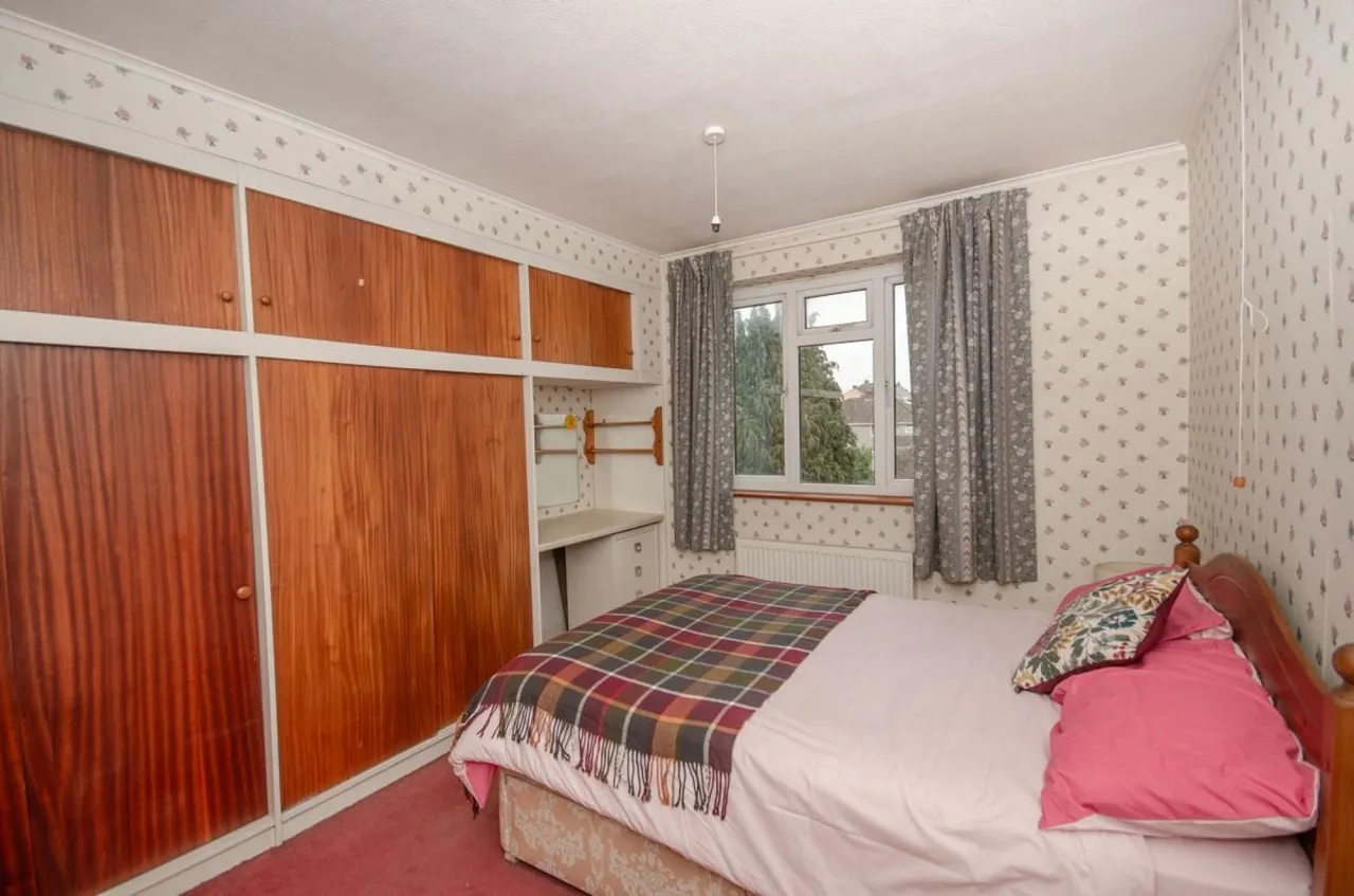 Bromley Heath Road, Downend, Bristol, BS16 6JT, photo 11