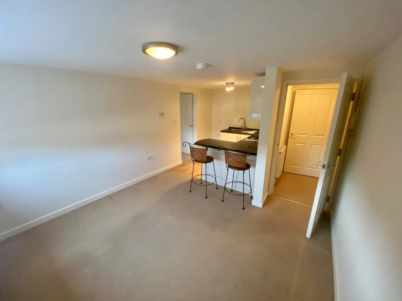 Belvoir Court, Bottesford, NG13, photo 3