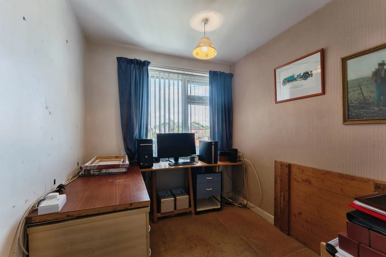 Shepton Road, Great Sutton, CH66, photo 13