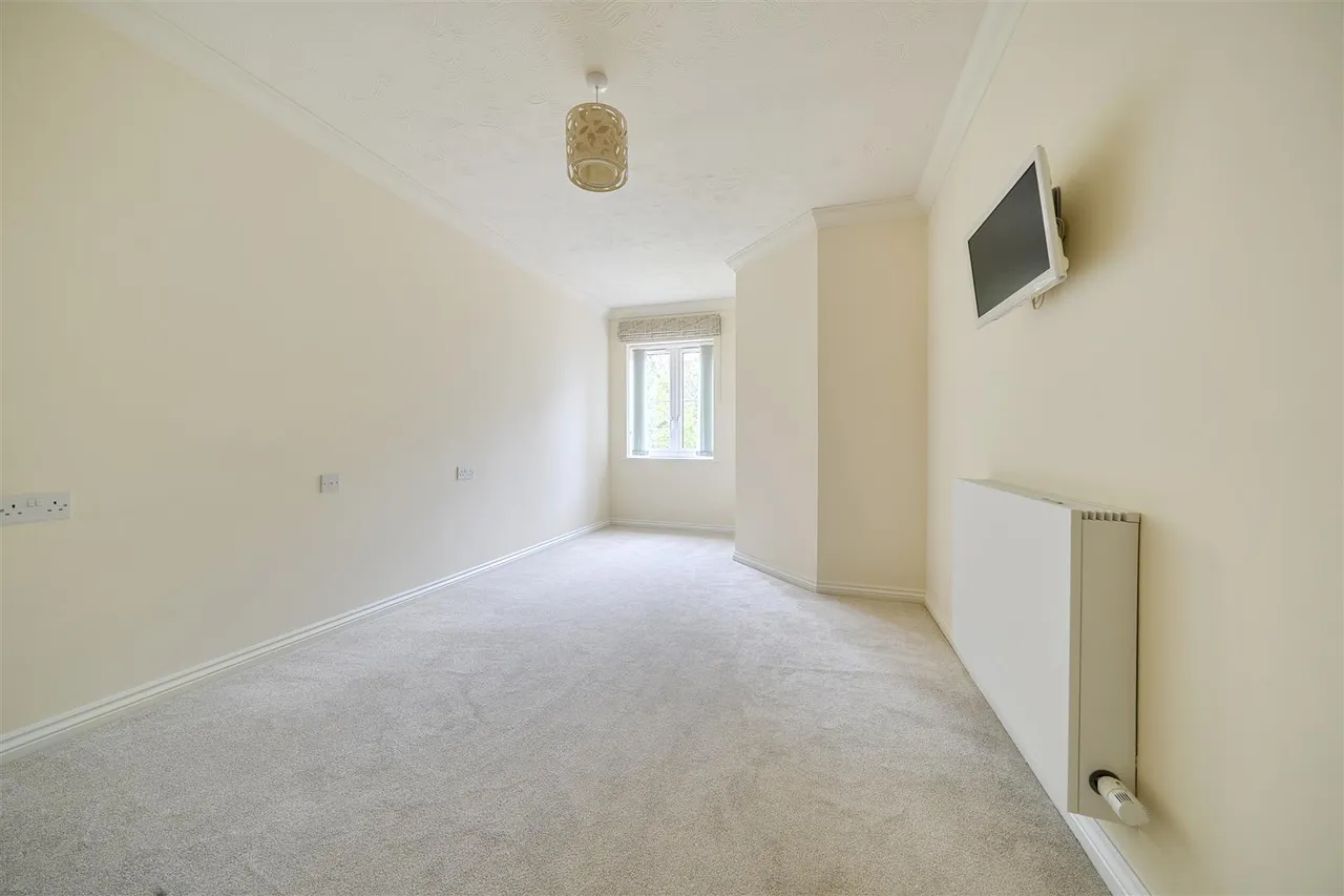 Laindon Road, Billericay, CM12, photo 7
