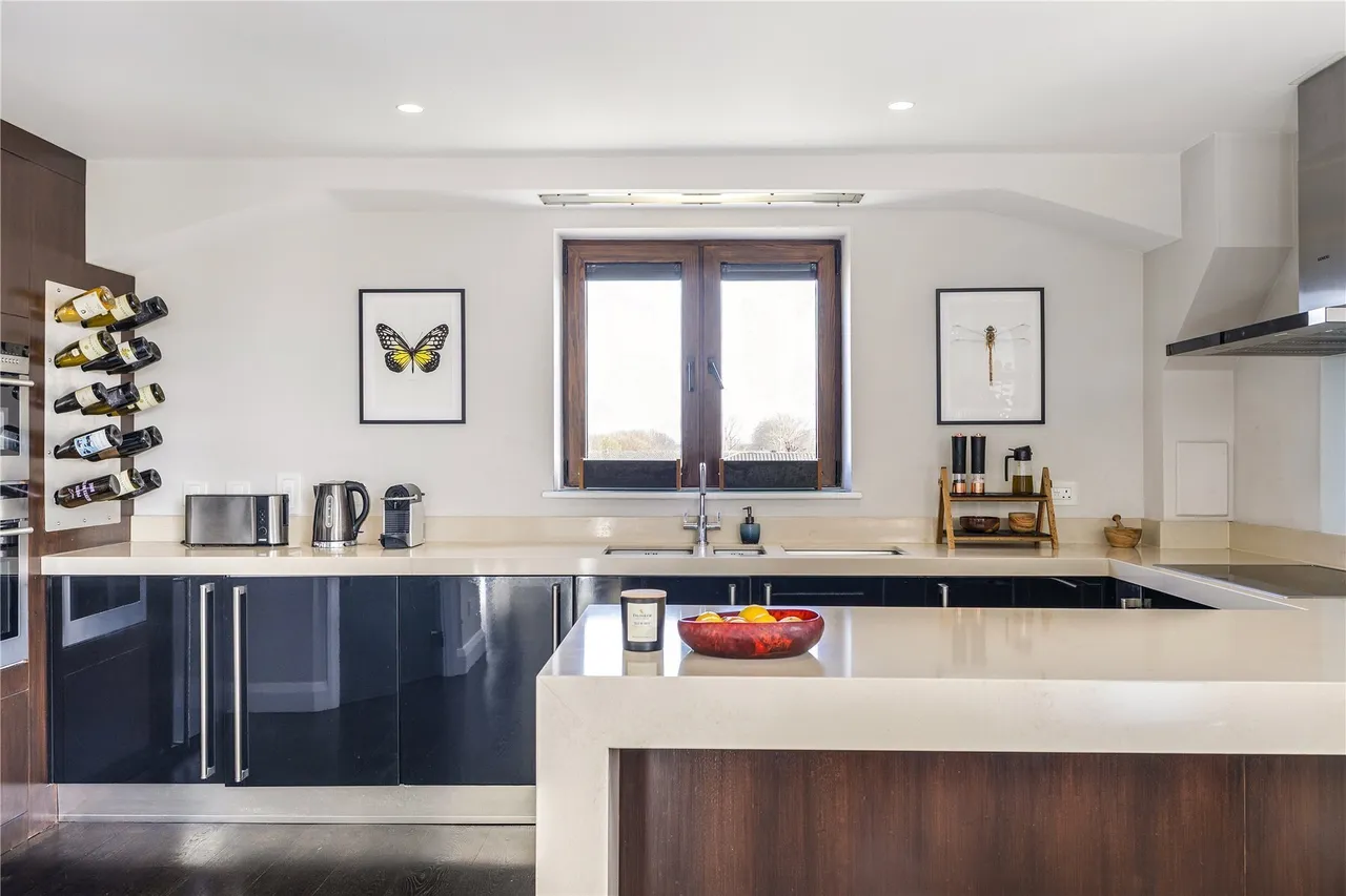 Acton Lane, London, W4, photo 11
