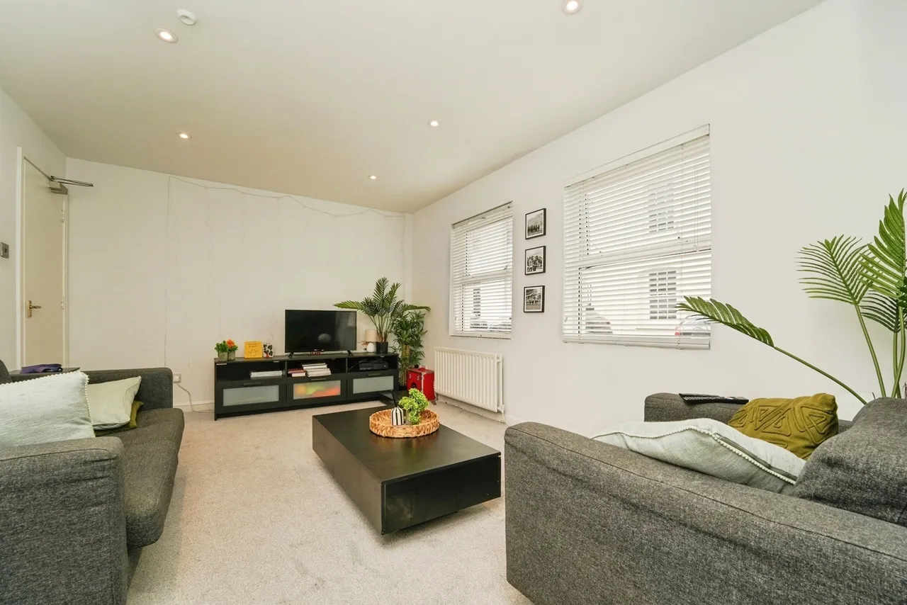 Portland Place, Cheltenham, GL52, photo 2