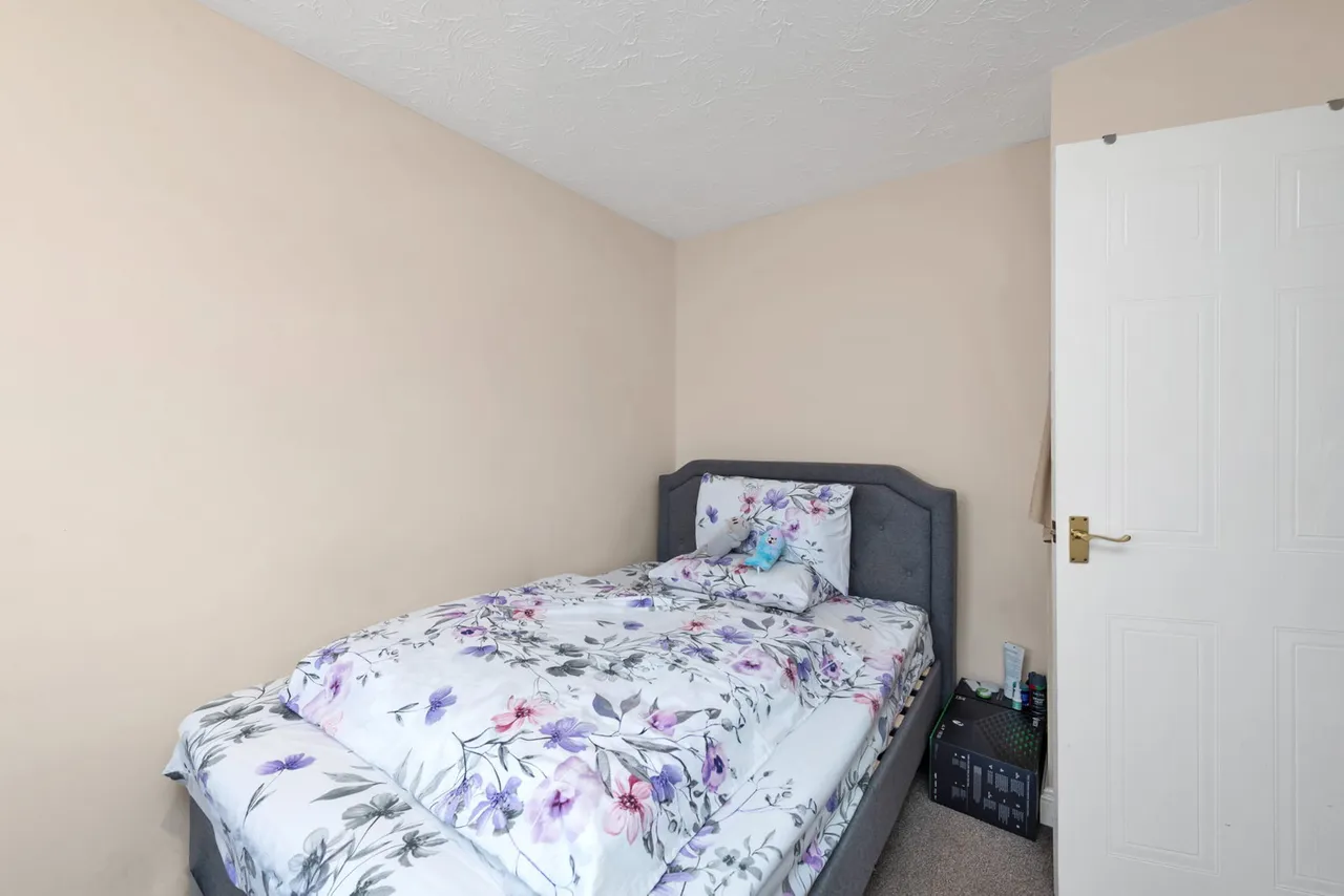 Lodge Close, Huntingdon, PE29 6GR, photo 7
