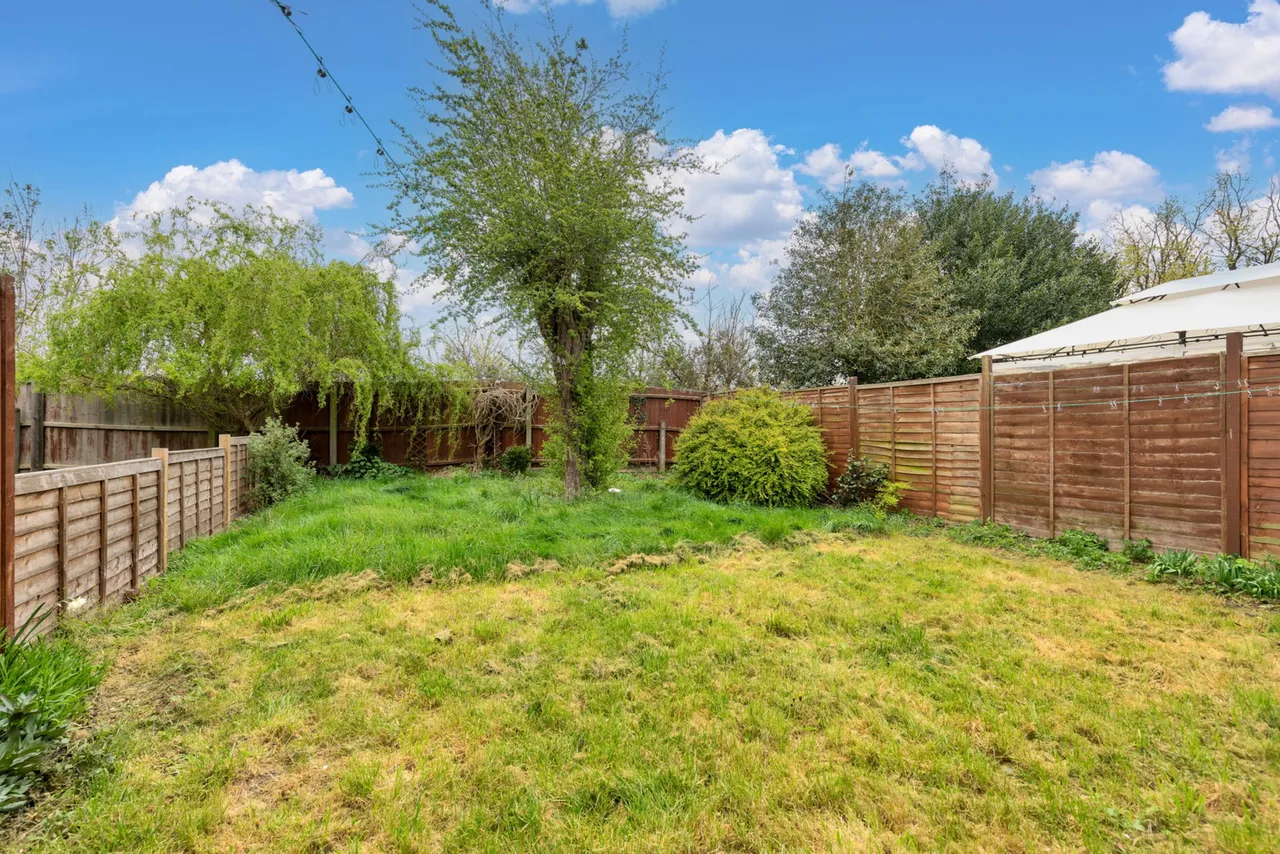 Lodge Close, Huntingdon, PE29 6GR, photo 8
