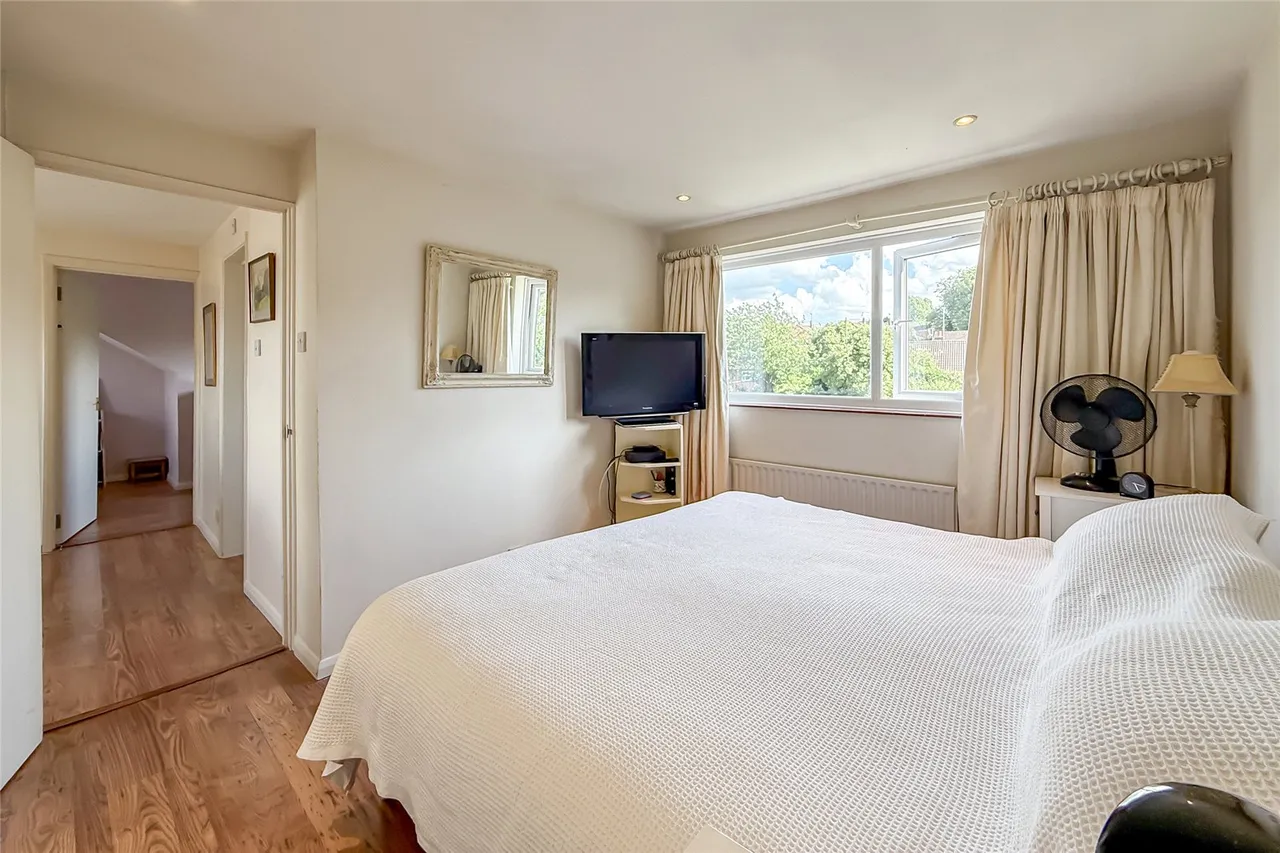 Garrard Way, Wheathampstead, Hertfordshire, AL4 8PE, photo 18