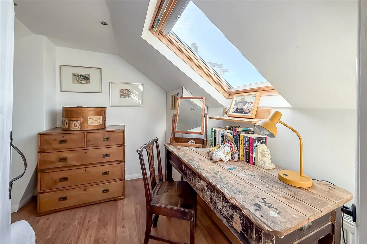 Garrard Way, Wheathampstead, Hertfordshire, AL4 8PE, photo 20