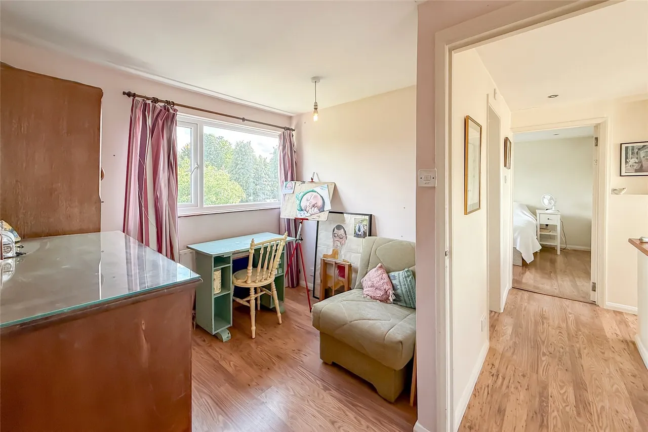 Garrard Way, Wheathampstead, Hertfordshire, AL4 8PE, photo 8