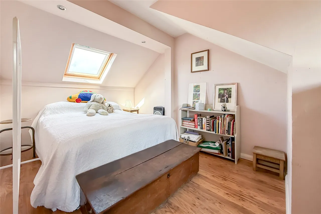 Garrard Way, Wheathampstead, Hertfordshire, AL4 8PE, photo 19
