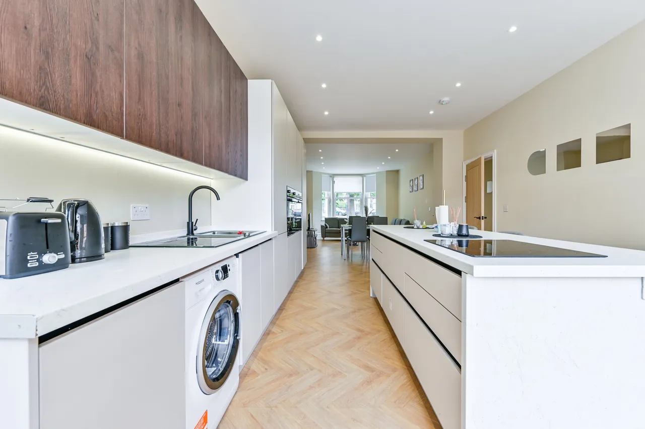 4a Stuart Crescent, London, photo 6