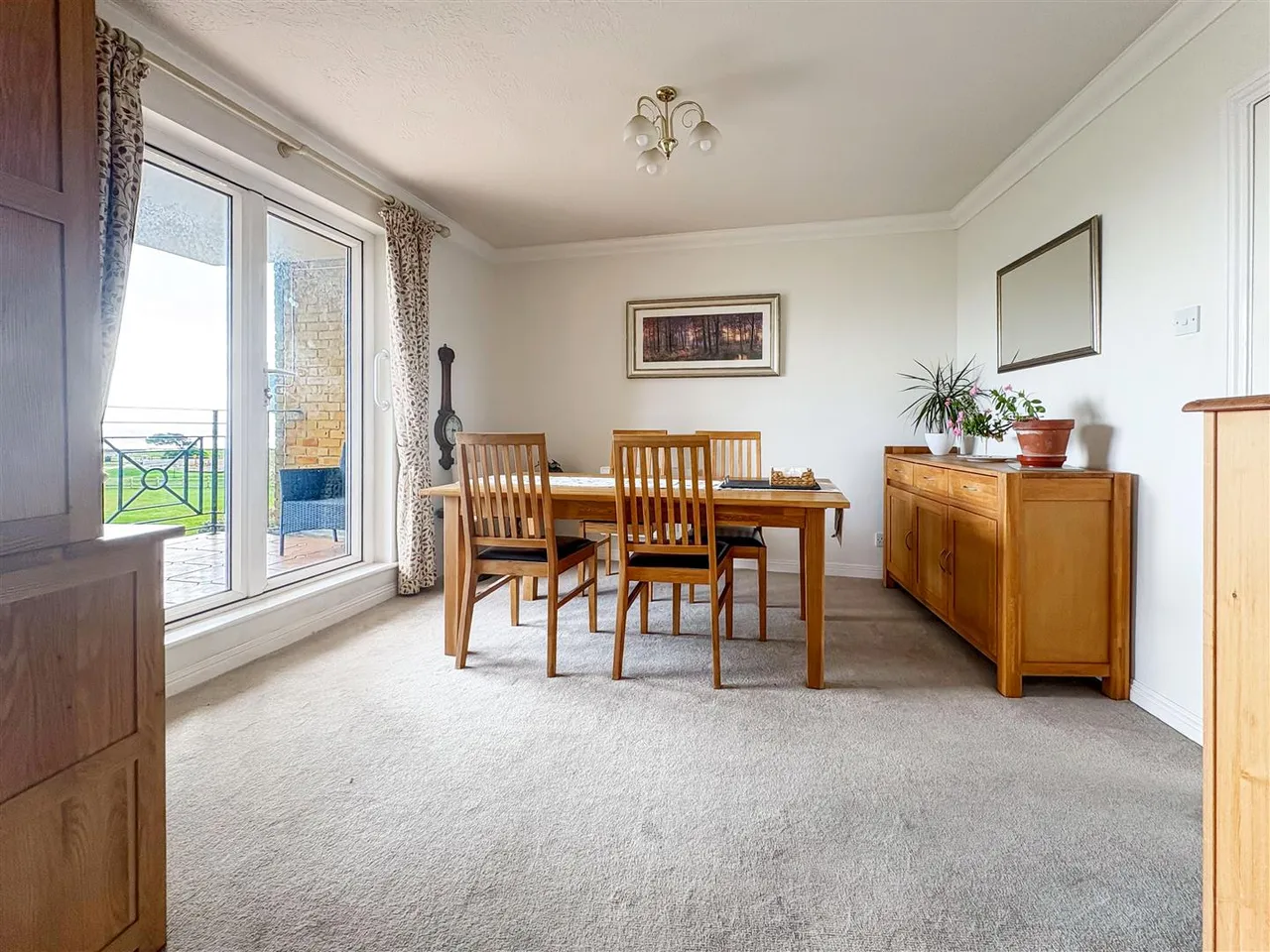 Beach Crescent, Littlehampton, photo 8