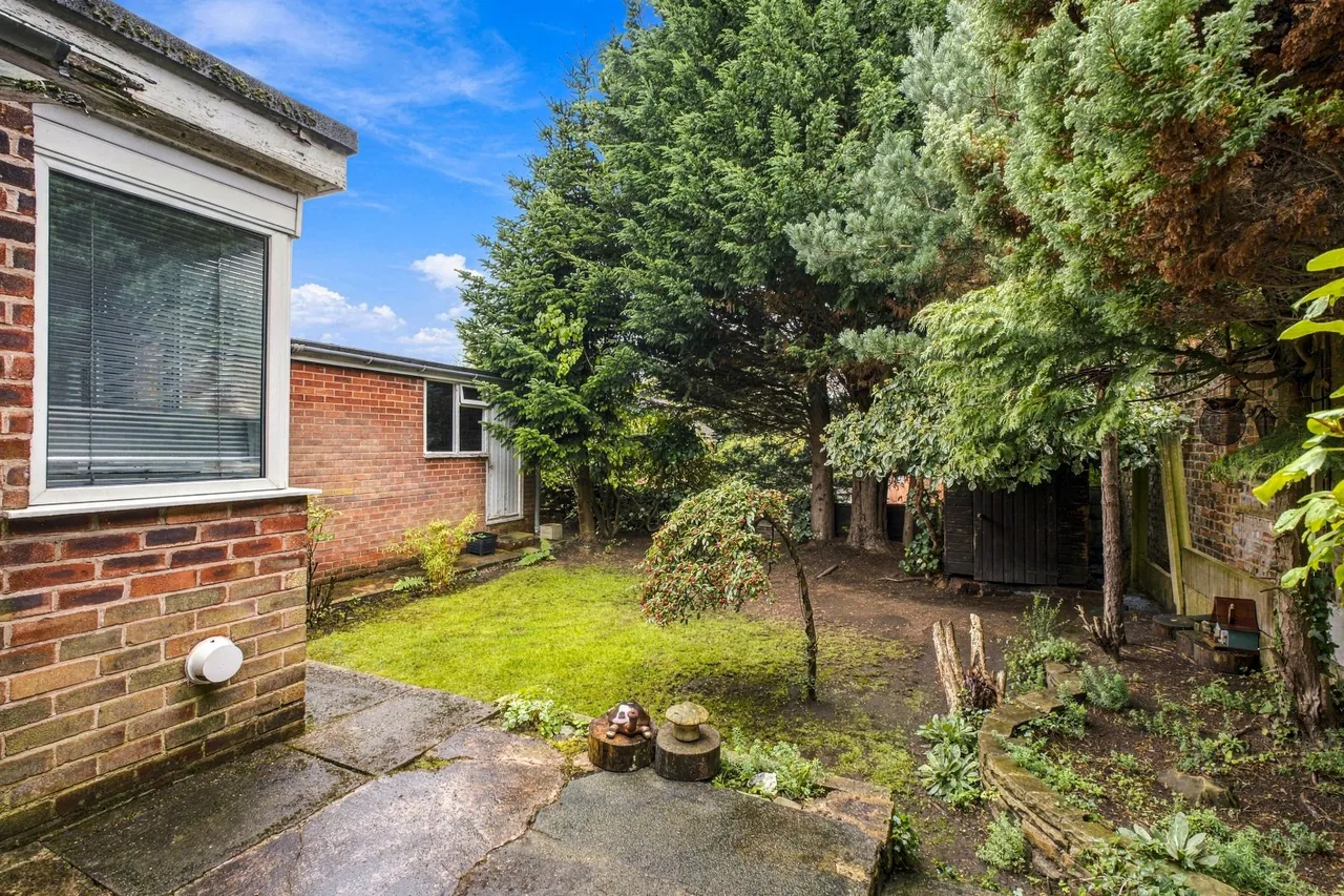Sandy Meade, Prestwich, M25, photo 21