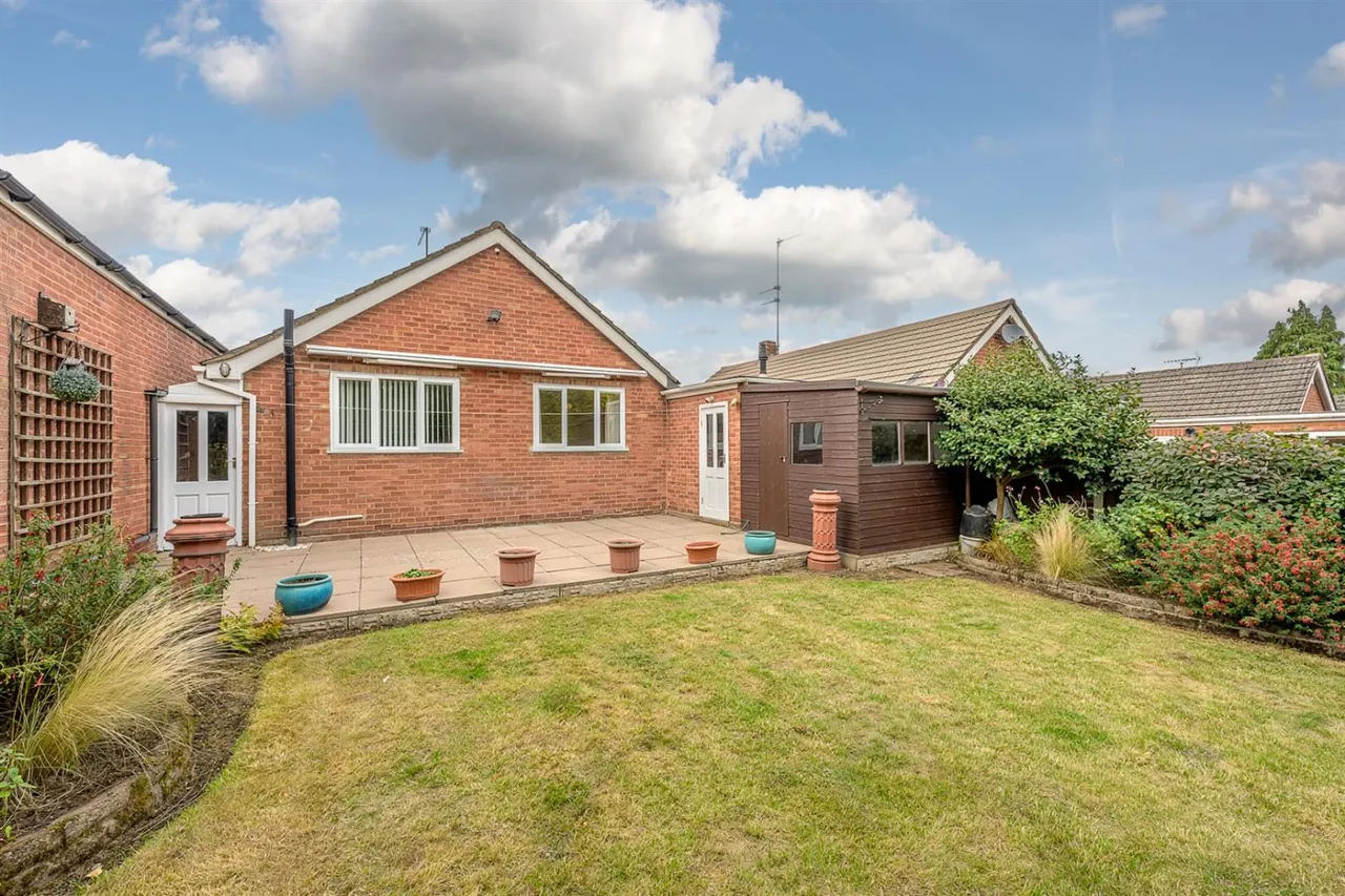 Brinley Way, Kingswinford, DY6, photo 19