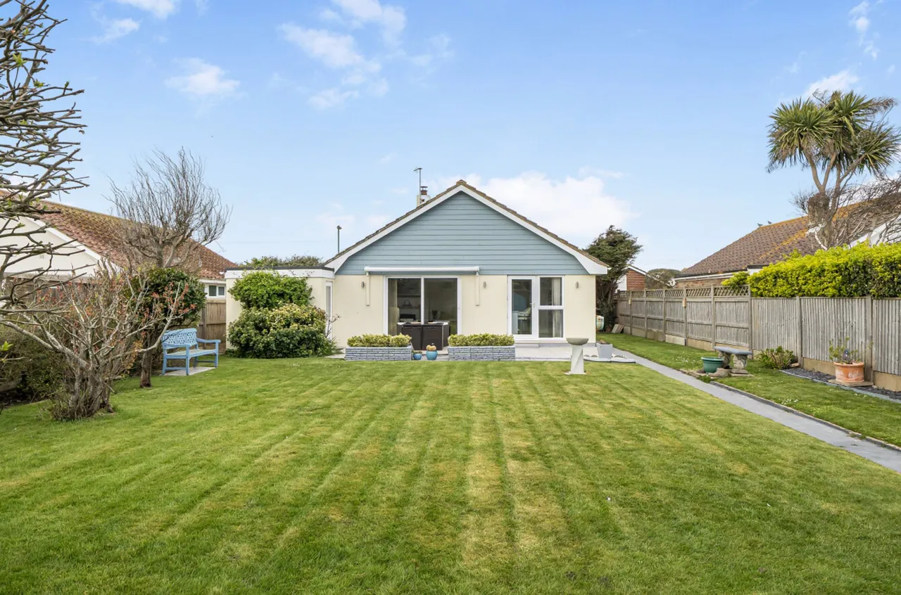 Sandringham Close, Bracklesham Bay, PO20, photo 14