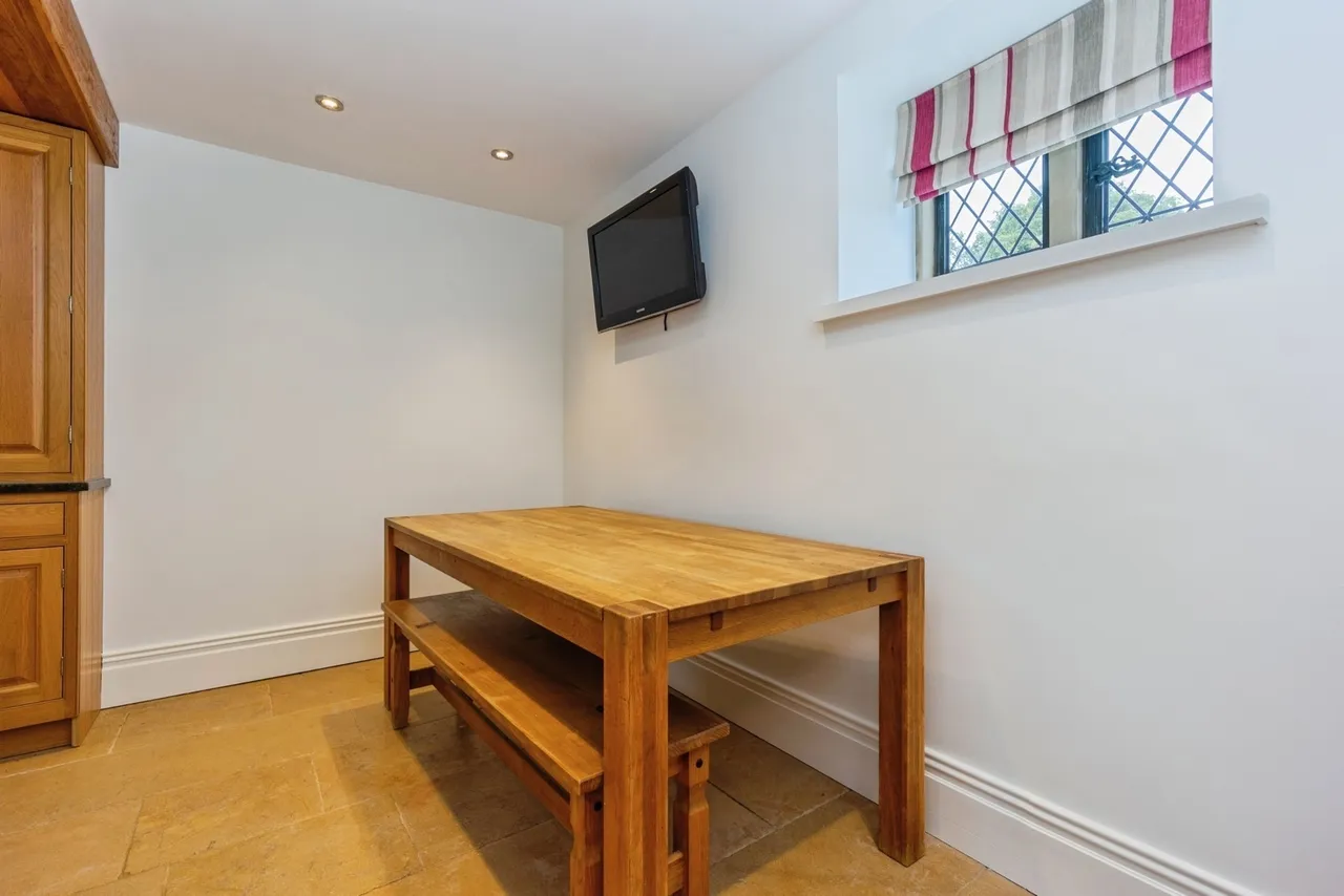 Hobson Moor Road, Mottram, Hyde, Greater Manchester, SK14, photo 18