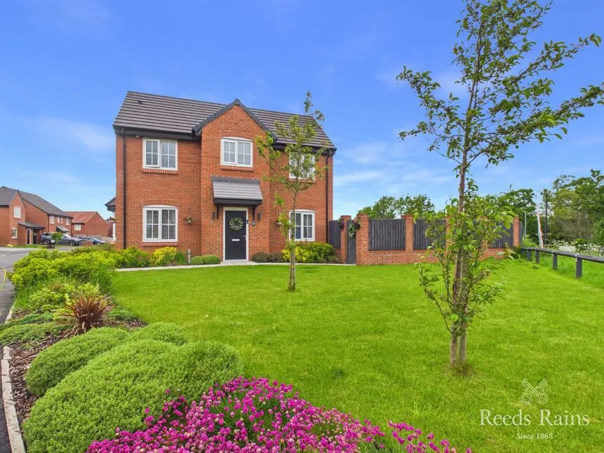 3 bed house for sale — Greenfield Way, Stockton-on-Tees, Durham, TS19