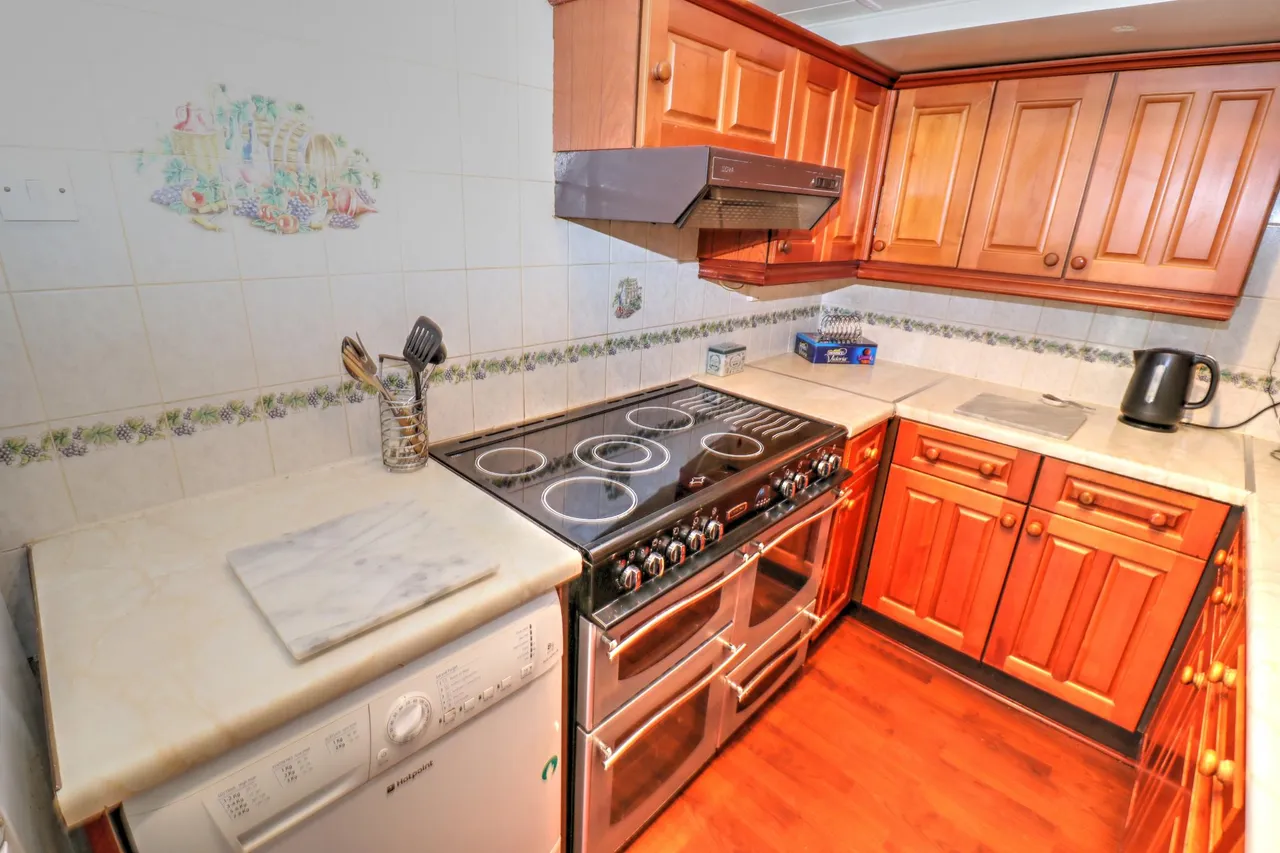 Seddon Avenue, Manchester, M18, photo 8