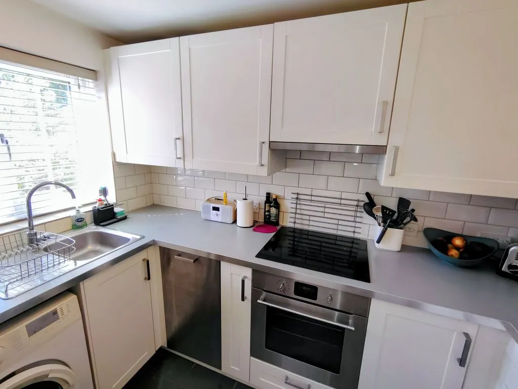 Willowbank, Marlow SL7 3NB, photo 3