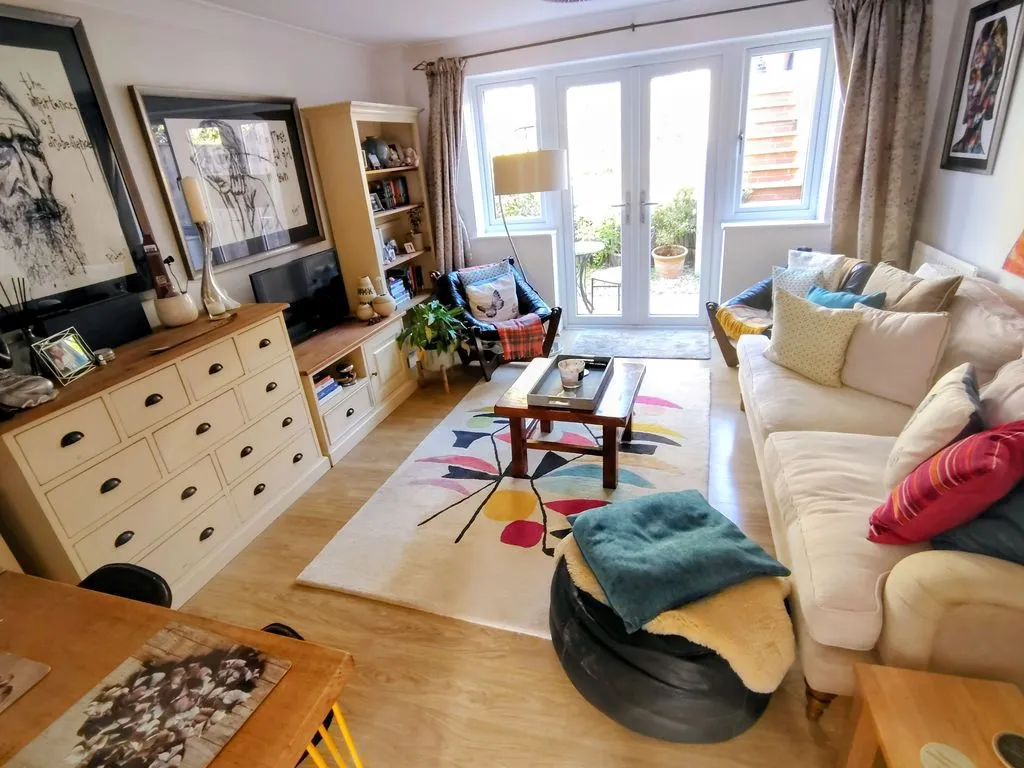 Willowbank, Marlow SL7 3NB, photo 2