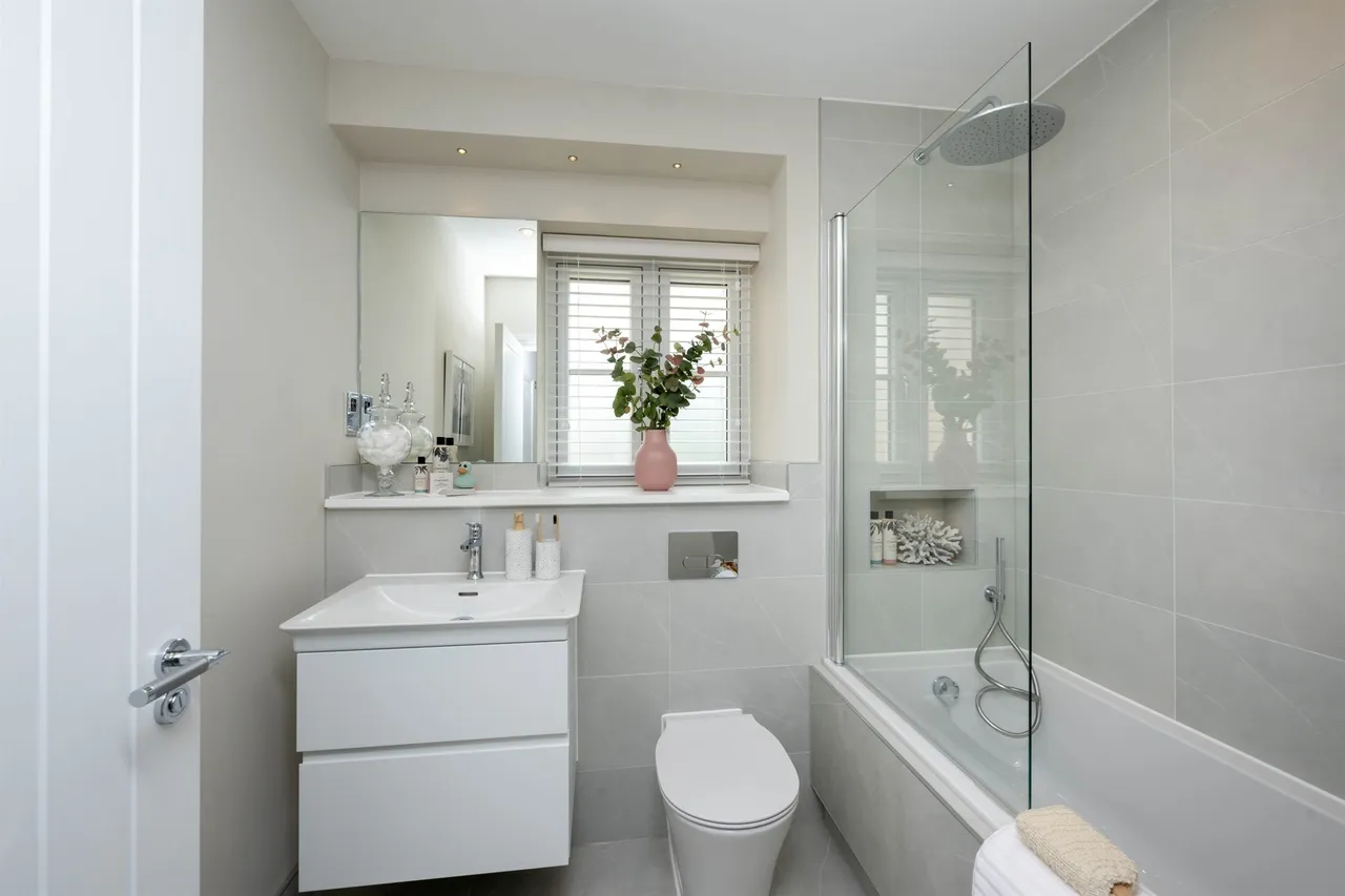 Haywards Heath Road, Balcombe, Haywards Heath, photo 9