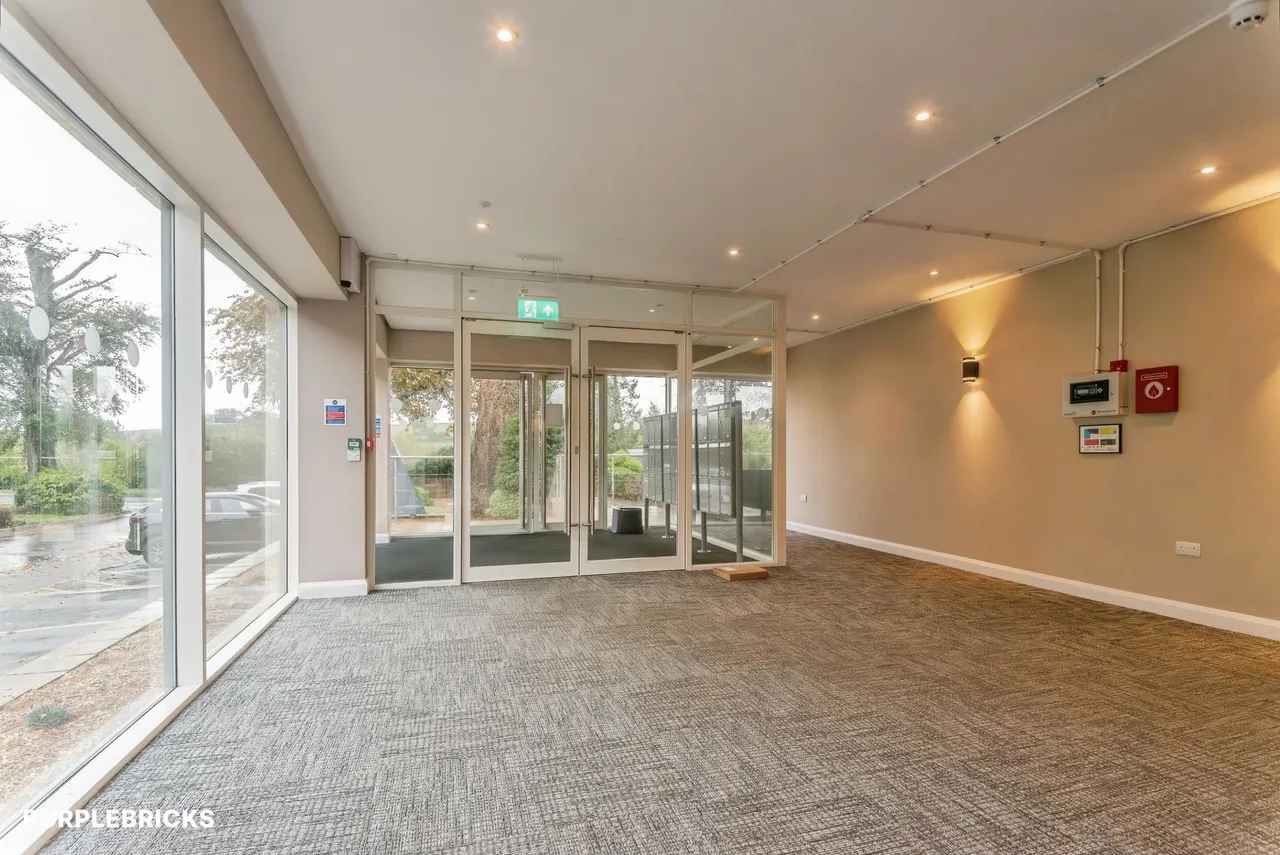 Sir Bernard Lovell Road, Malmesbury, SN16, photo 11