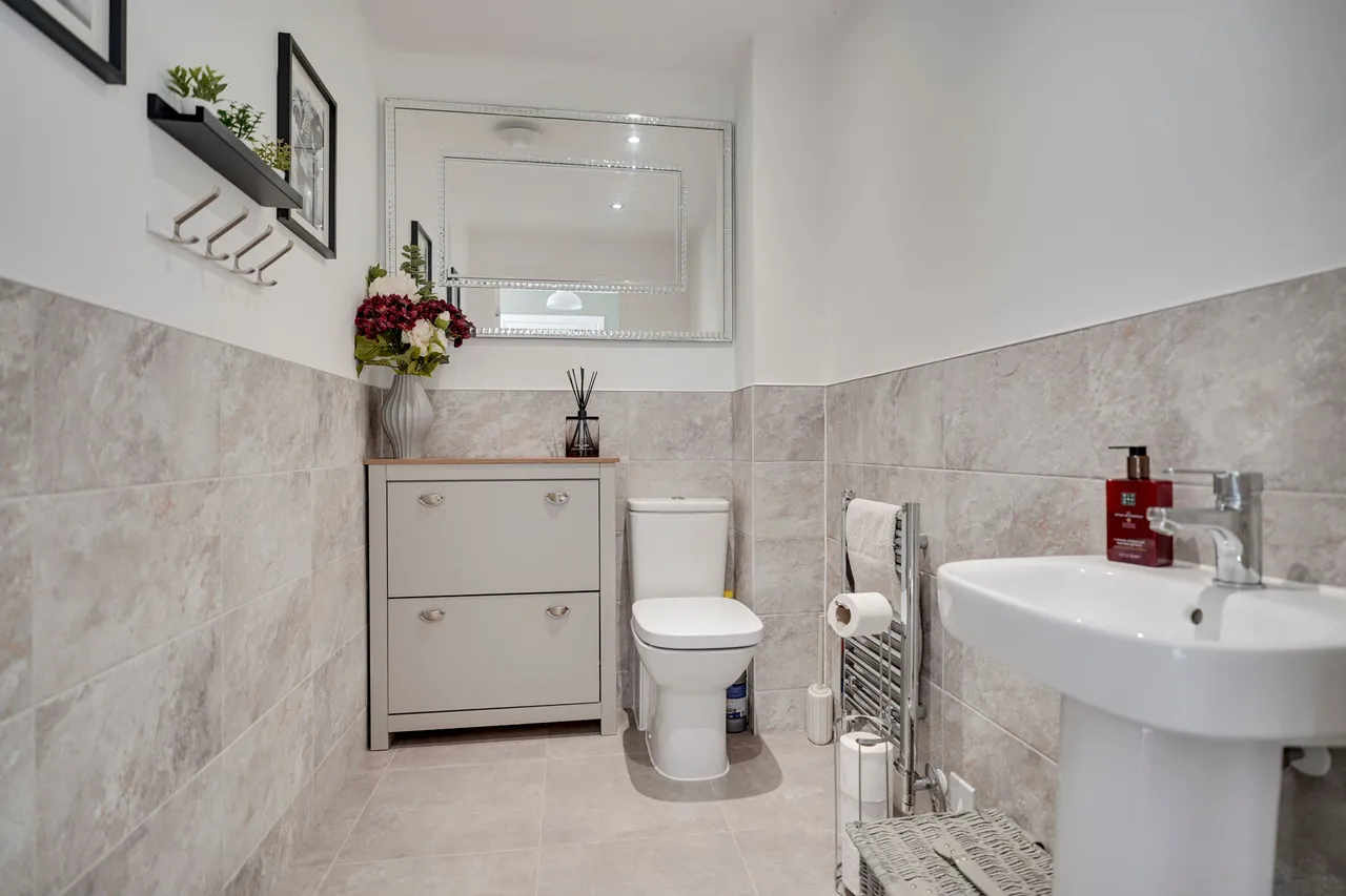 Truswell Crescent, Sawbridgeworth, CM21, photo 8