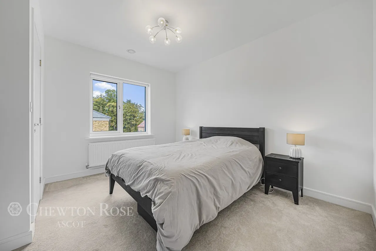 Heatherwood Road, Ascot, photo 11