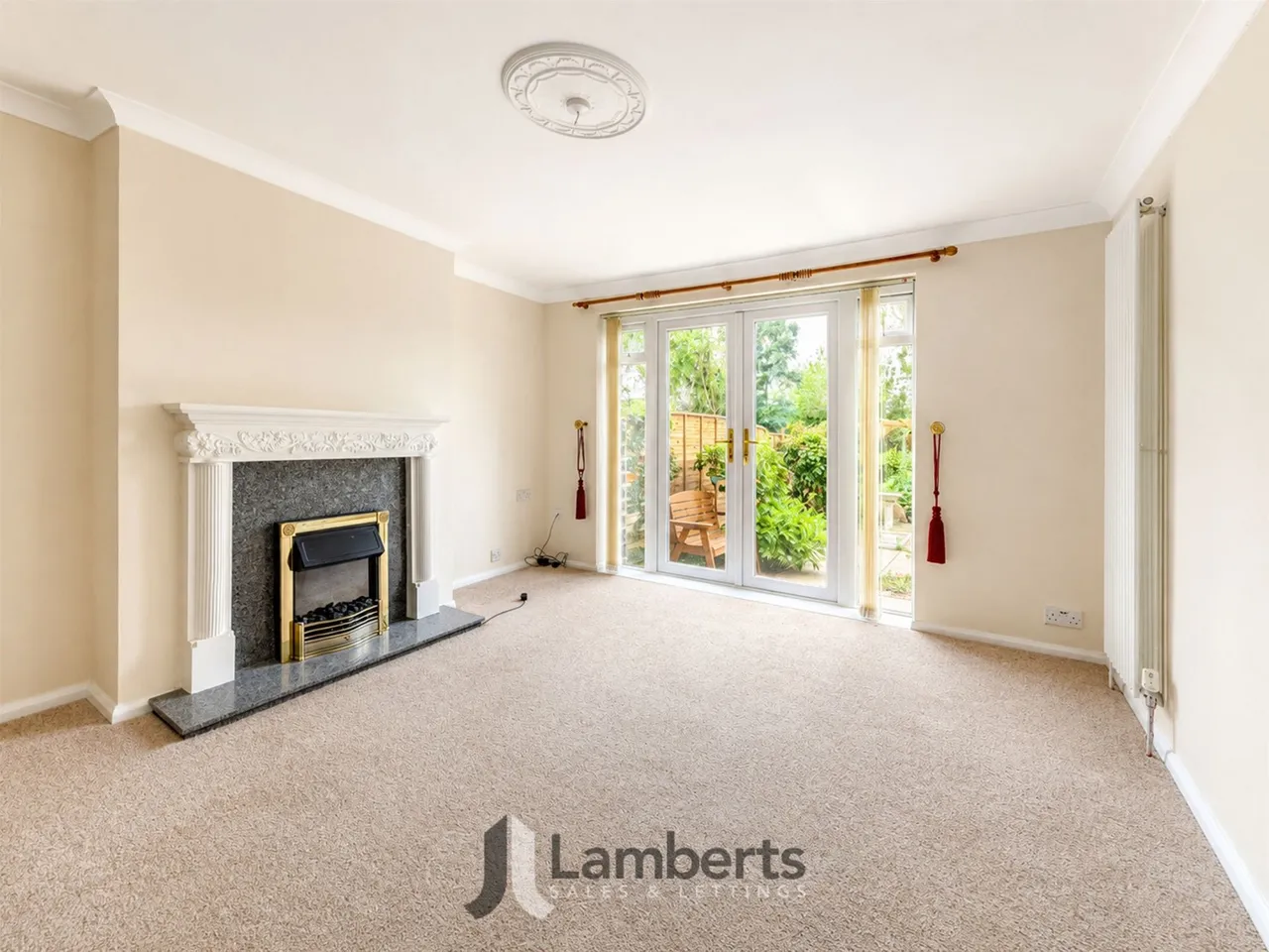 22 Malfield Avenue, Redditch, photo 2