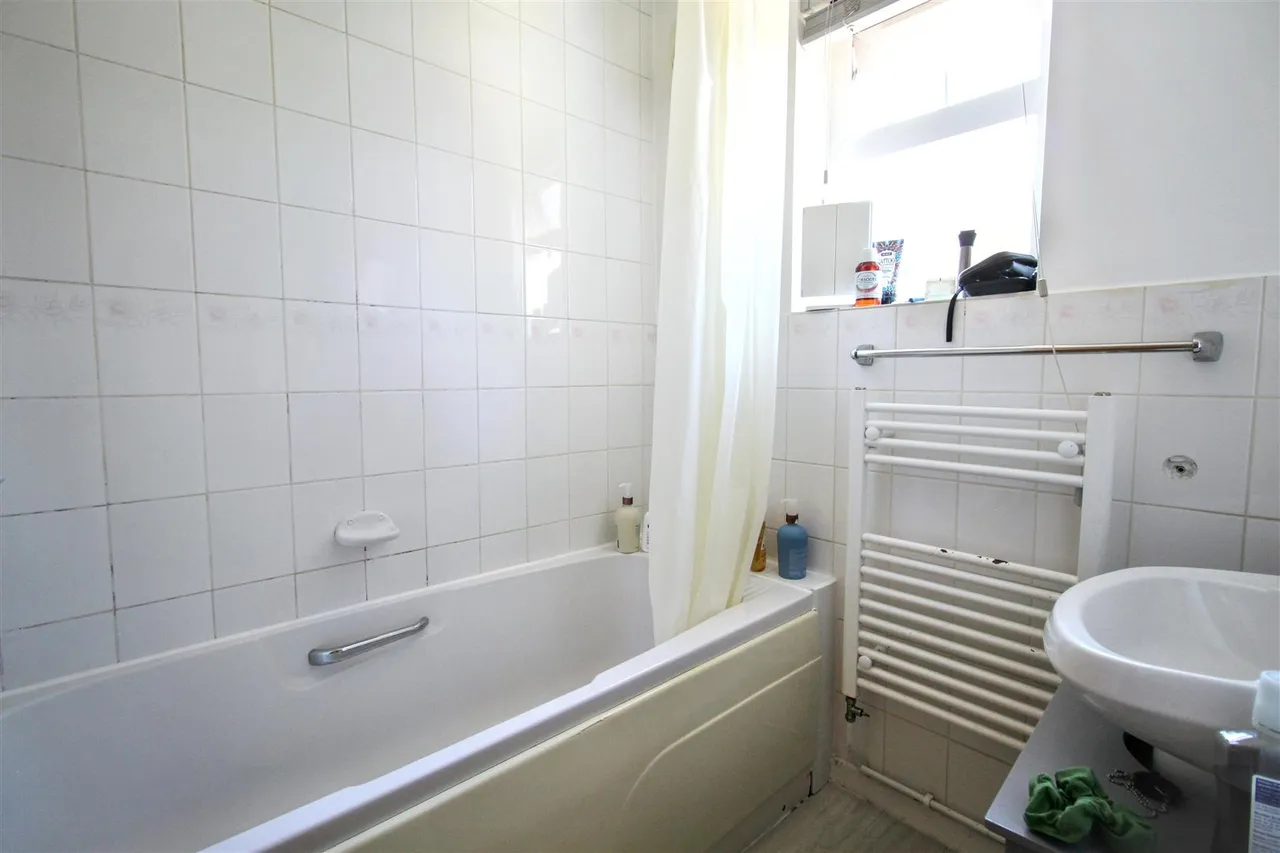 Oulton Road, Norwich, NR6, photo 7