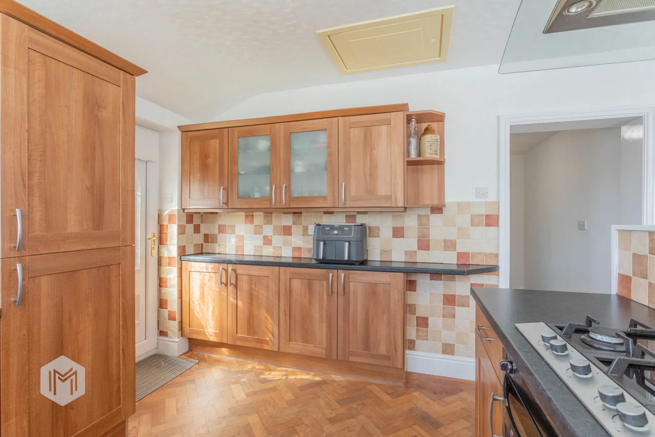 Fourth Avenue, Bolton, BL1 4LU, photo 9