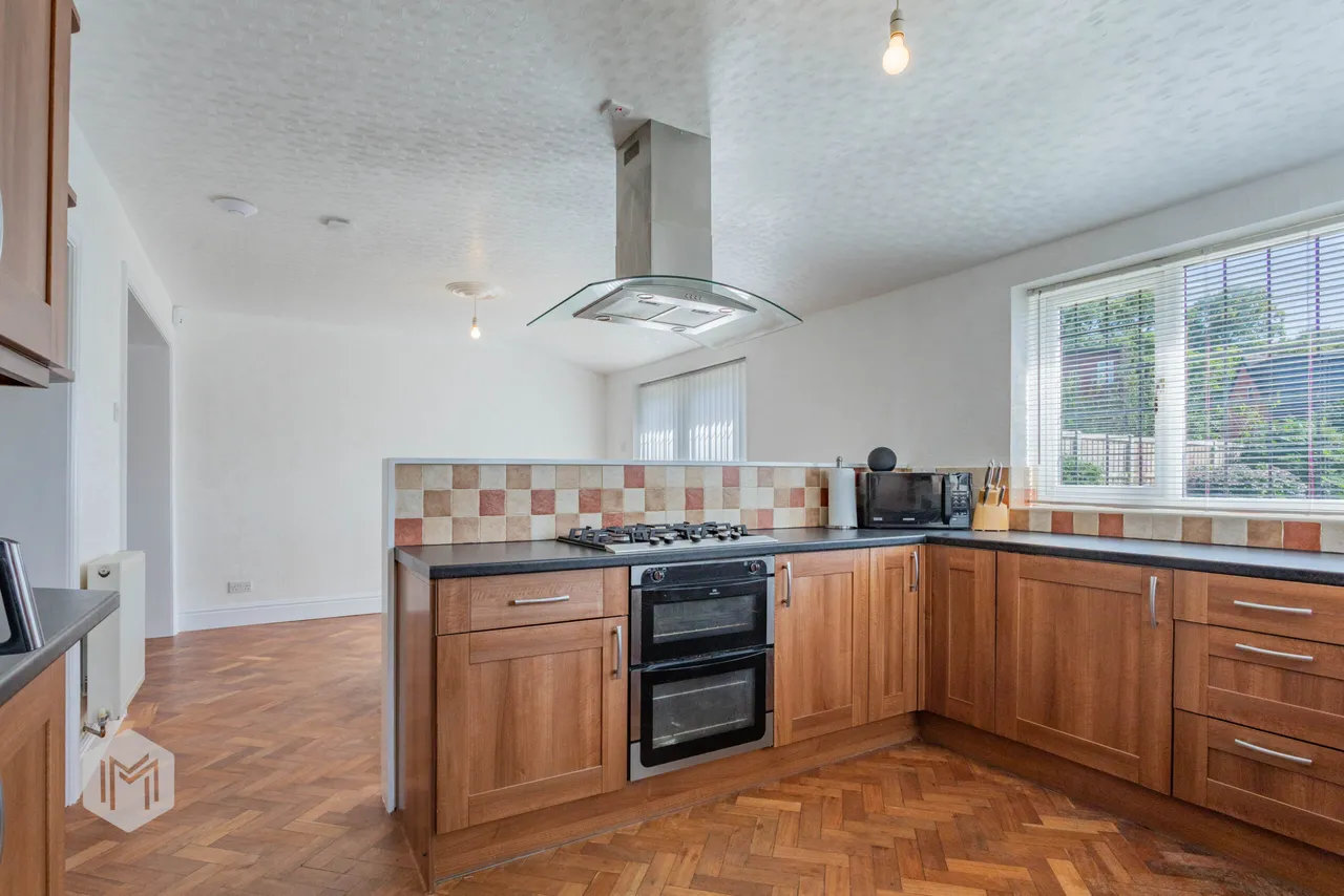 Fourth Avenue, Bolton, BL1 4LU, photo 8
