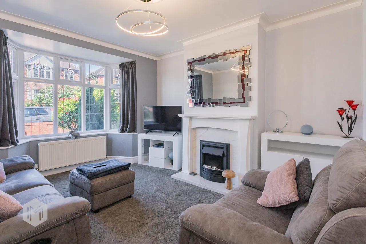 Fourth Avenue, Bolton, BL1 4LU, photo 2