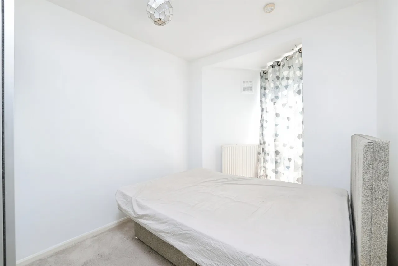 Queens Avenue, Watford, photo 9
