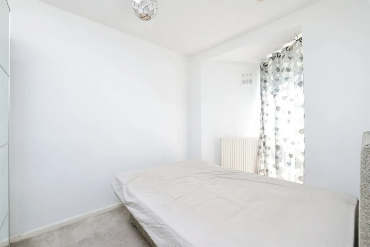 Queens Avenue, Watford, photo 11