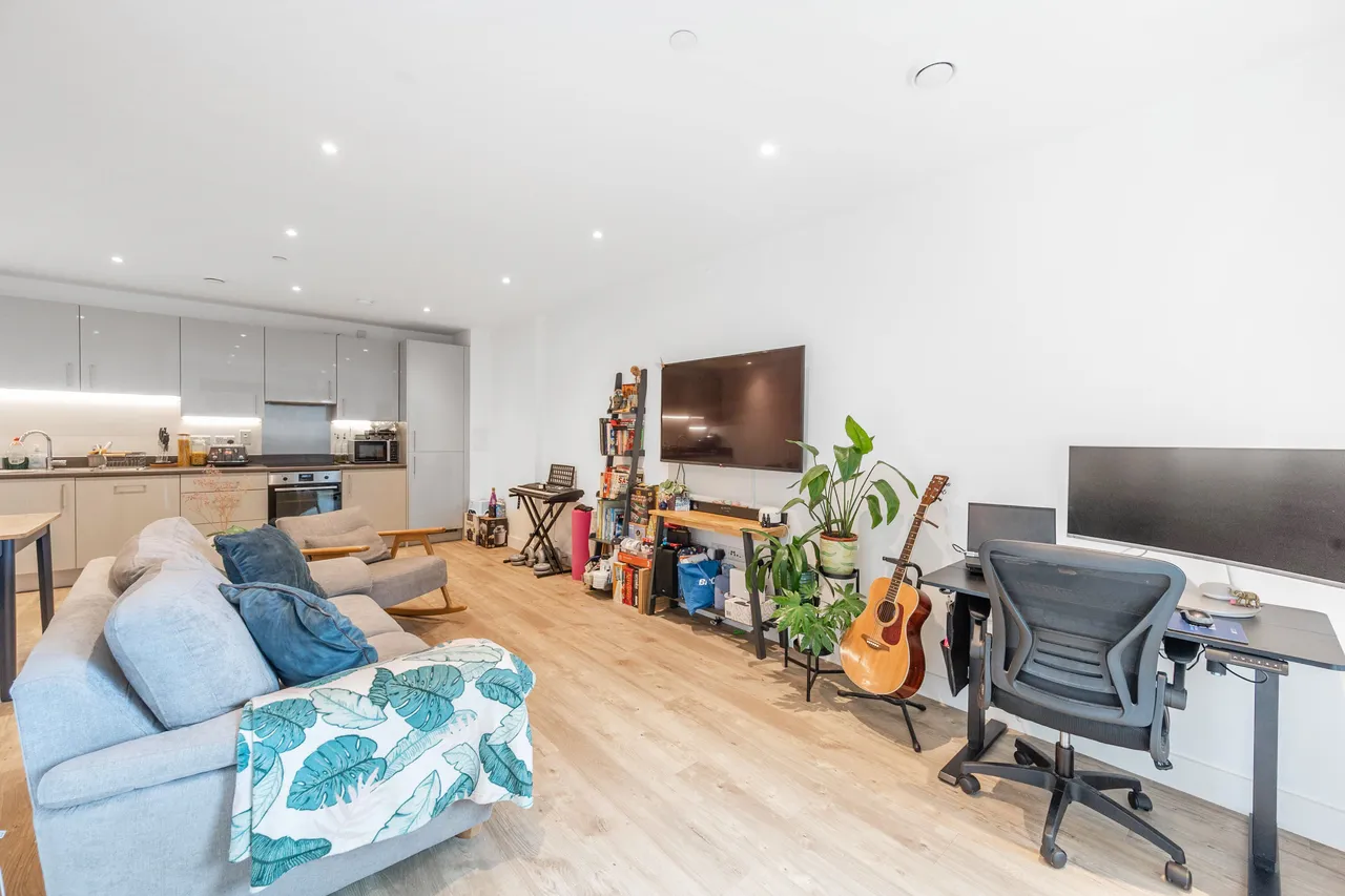 Flat 58, Moore House, HARROW, photo 2